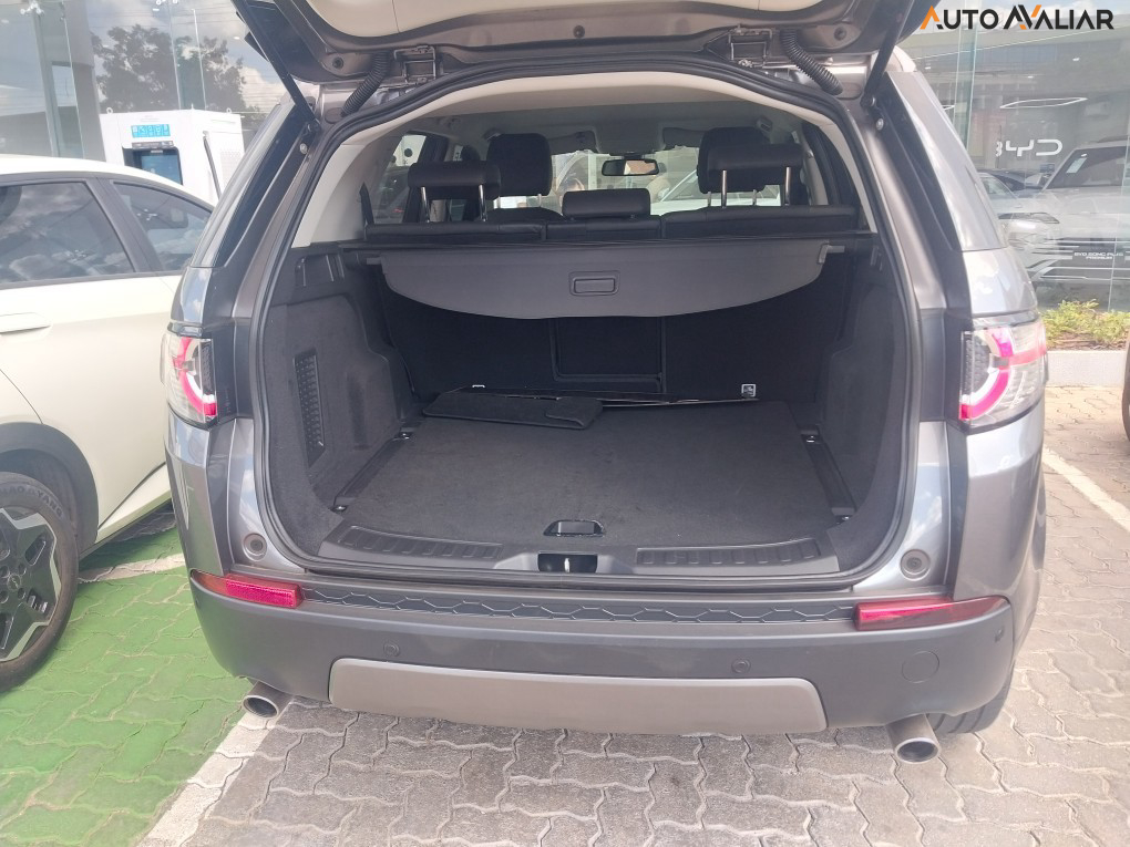 LAND ROVER DISCOVERY SPORT 2.0 D180 TURBO DIESEL SE AUTOMÁTICO