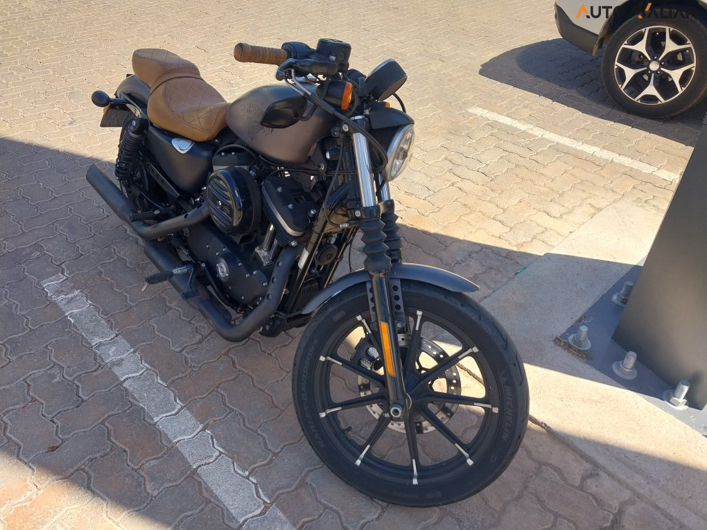 HARLEY-DAVIDSON SPORTSTER IRON 883 SPORTSTER IRON 883