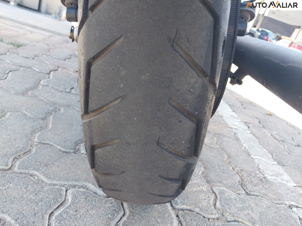 HARLEY-DAVIDSON SPORTSTER IRON 883 SPORTSTER IRON 883