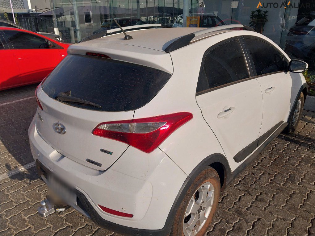 HYUNDAI HB20X 1.6 16V PREMIUM FLEX 4P AUTOMATICO