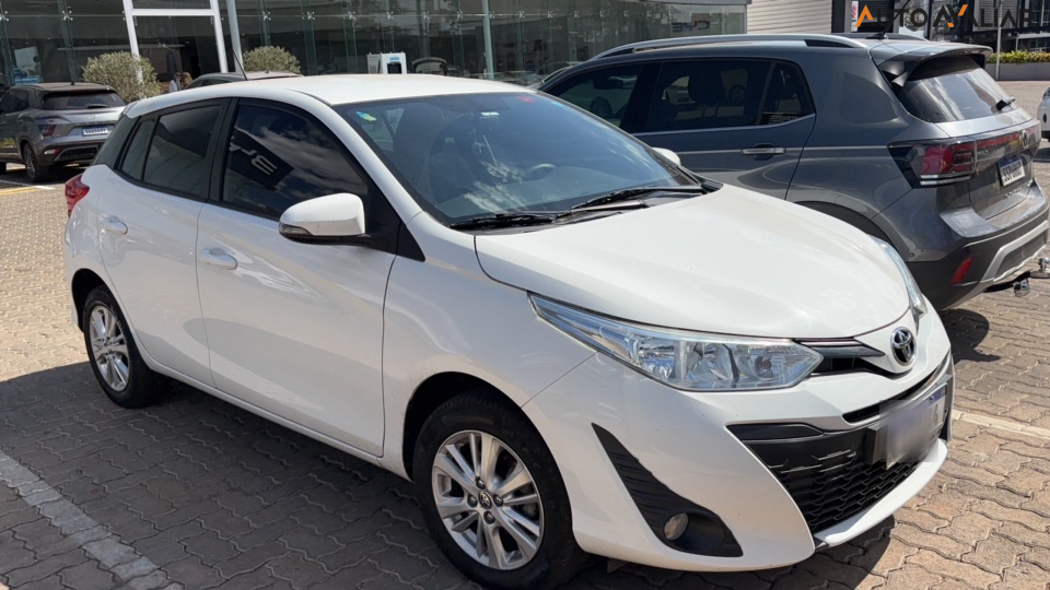 TOYOTA YARIS 1.3 16V FLEX XL AUTOMÁTICO