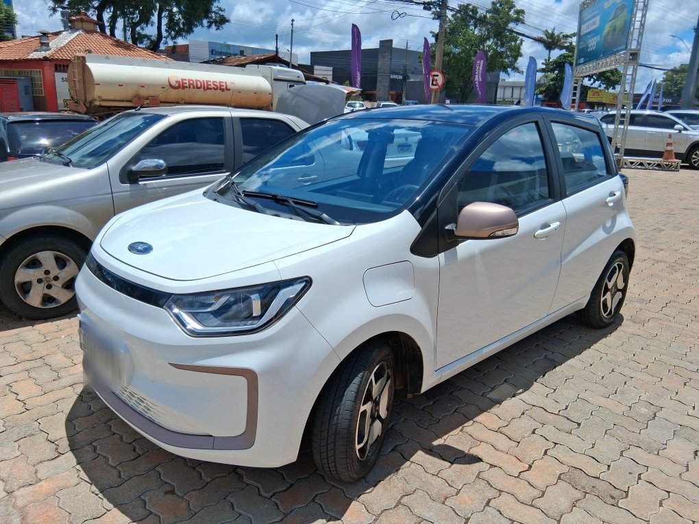 JAC E-JS1 ELÉTRICO EXT AUTOMÁTICO