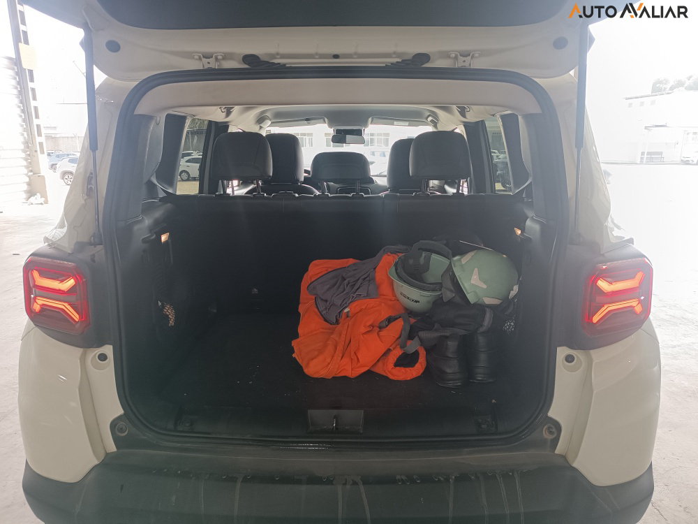 JEEP RENEGADE 1.3 T270 TURBO FLEX SPORT AT6