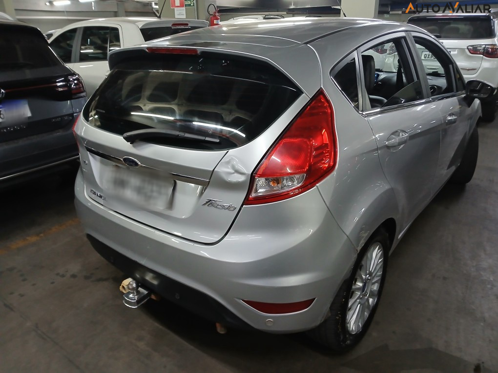 FORD FIESTA 1.6 TITANIUM HATCH 16V FLEX 4P POWERSHIFT