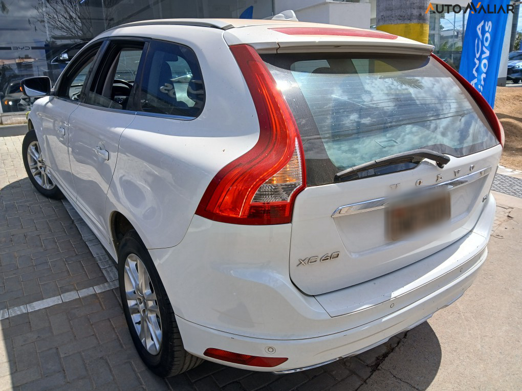 VOLVO XC60 2.0 T5 DYNAMIC FWD TURBO GASOLINA 4P AUTOMATICO