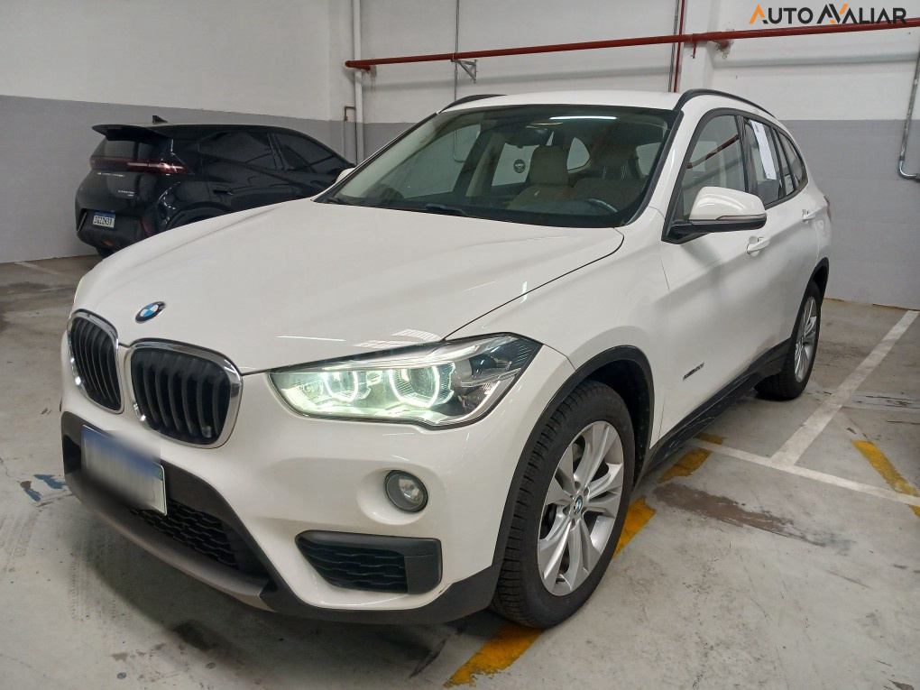 BMW X1 2.0 16V TURBO ACTIVEFLEX SDRIVE20I 4P AUTOMATICO