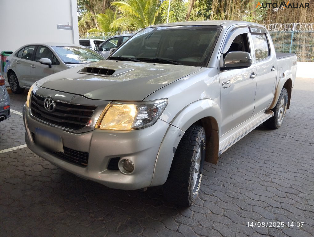 TOYOTA HILUX 3.0 SRV TOP 4X4 CD 16V TURBO INTERCOOLER DIESEL 4P AUTOMATICO