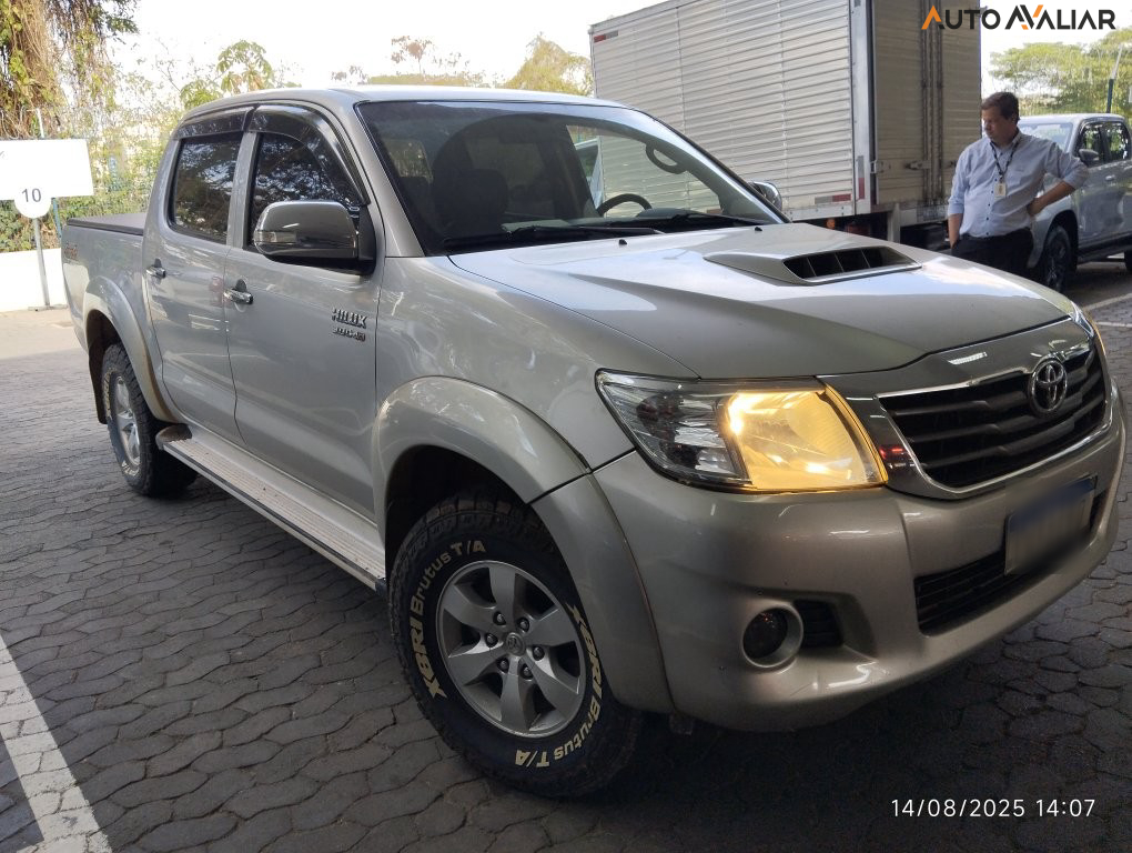 TOYOTA HILUX 3.0 SRV TOP 4X4 CD 16V TURBO INTERCOOLER DIESEL 4P AUTOMATICO