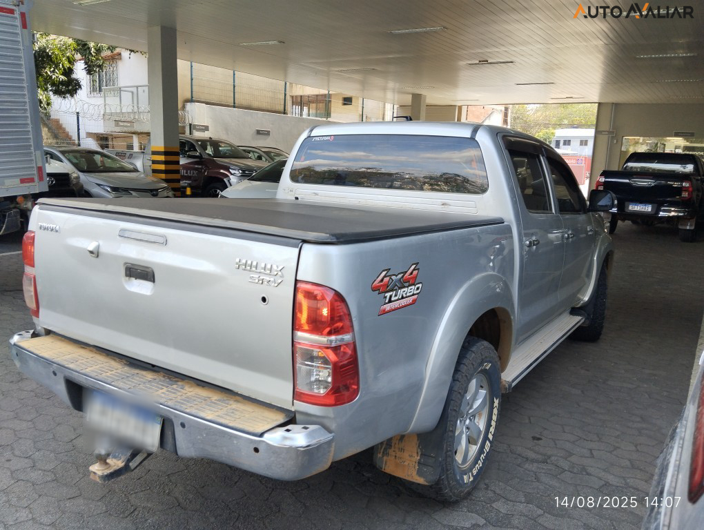 TOYOTA HILUX 3.0 SRV TOP 4X4 CD 16V TURBO INTERCOOLER DIESEL 4P AUTOMATICO