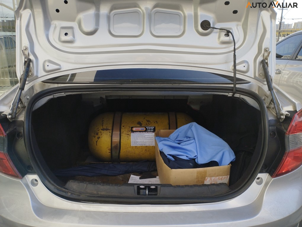 FORD KA 1.5 TI-VCT FLEX SE PLUS SEDAN AUTOMATICO