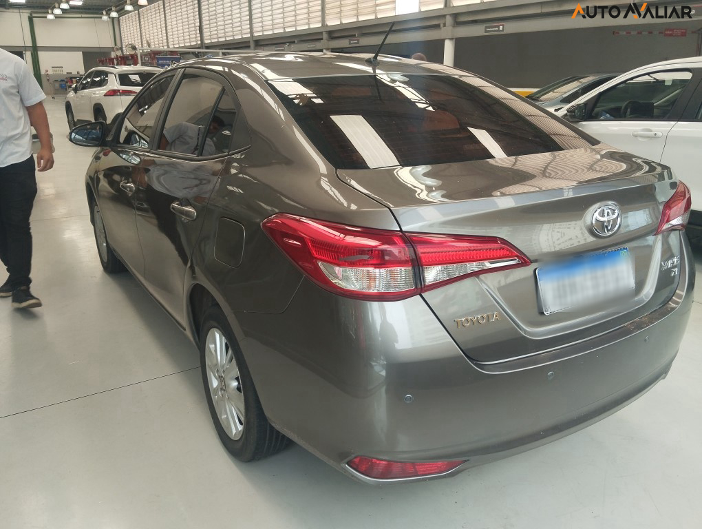 TOYOTA YARIS 1.5 16V FLEX SEDAN XL PLUS TECH MULTIDRIVE