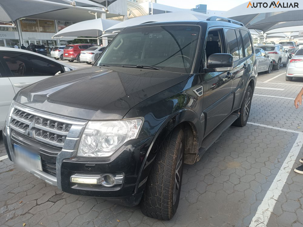 MITSUBISHI PAJERO FULL 3.8 HPE 4X4 V6 24V GASOLINA 4P AUTOMATICO