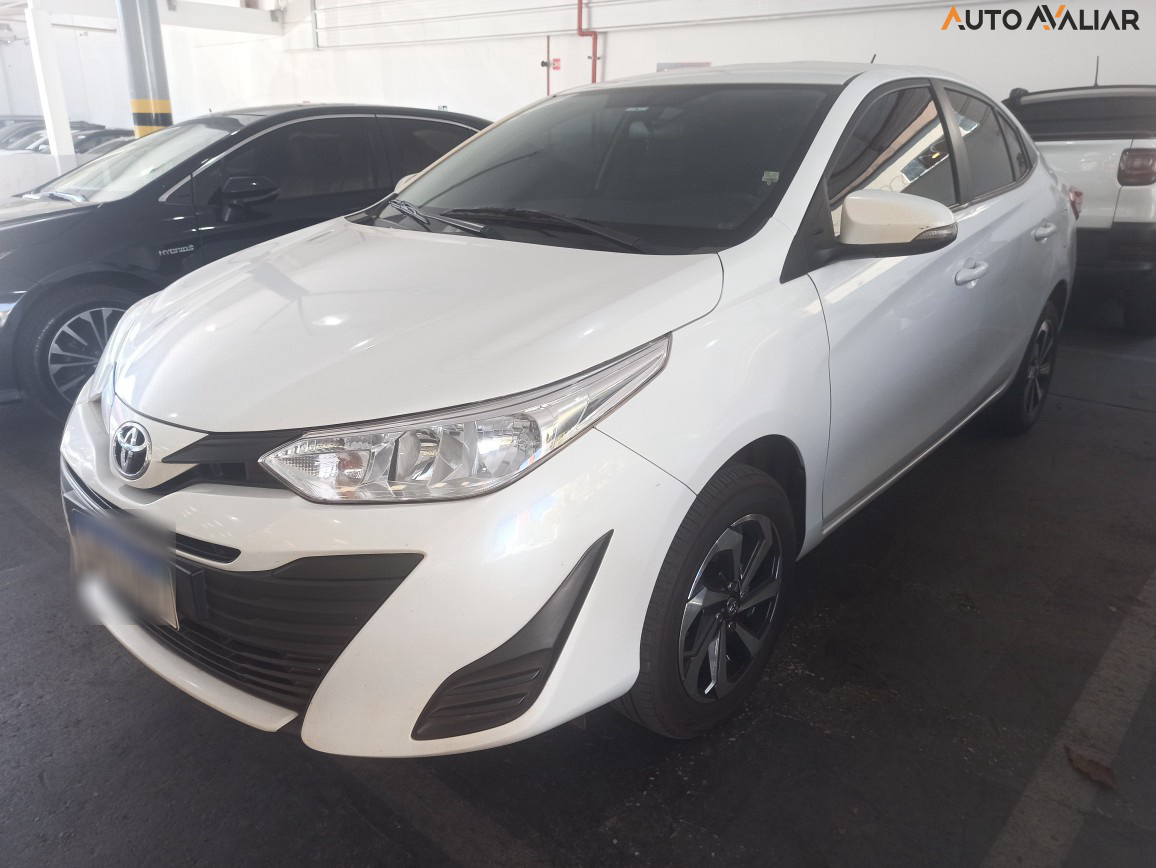 TOYOTA YARIS 1.5 16V FLEX SEDAN XL LIVE MULTIDRIVE
