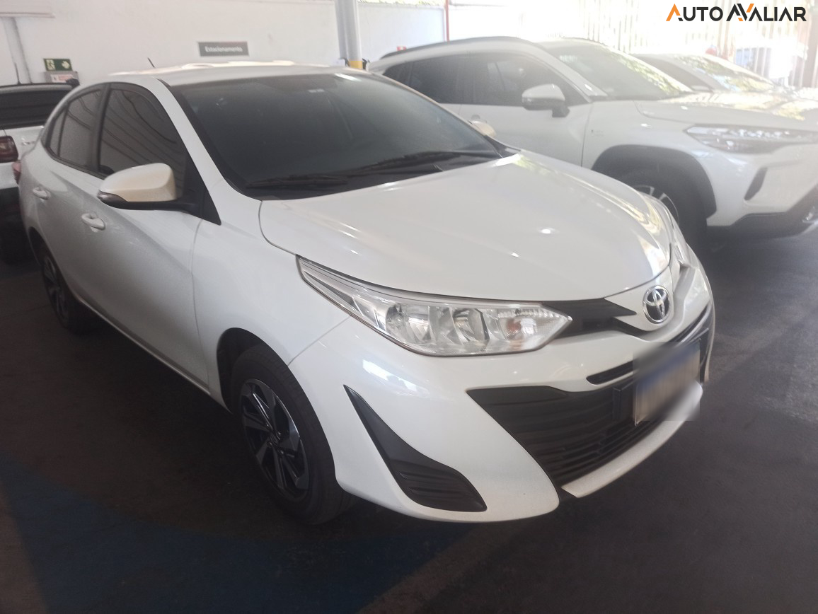 TOYOTA YARIS 1.5 16V FLEX SEDAN XL LIVE MULTIDRIVE