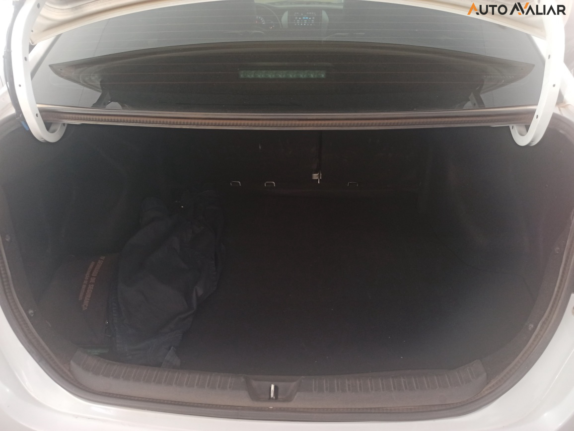 TOYOTA YARIS 1.5 16V FLEX SEDAN XL LIVE MULTIDRIVE