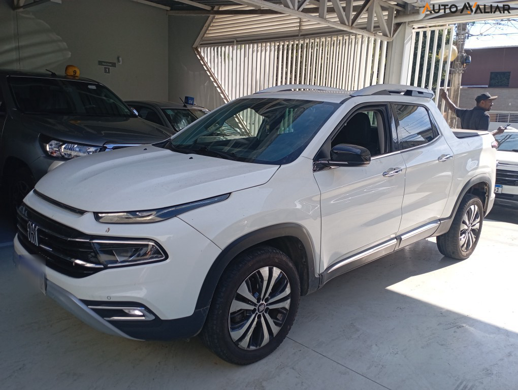 FIAT TORO 2.0 16V TURBO DIESEL VOLCANO 4WD AT9