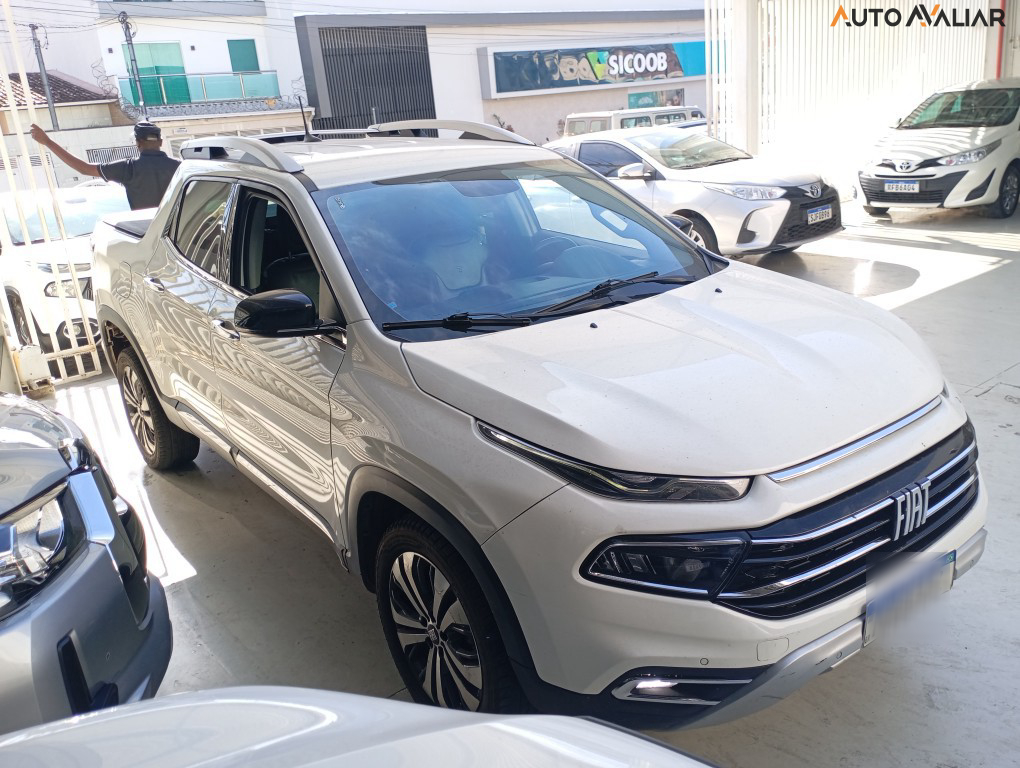 FIAT TORO 2.0 16V TURBO DIESEL VOLCANO 4WD AT9