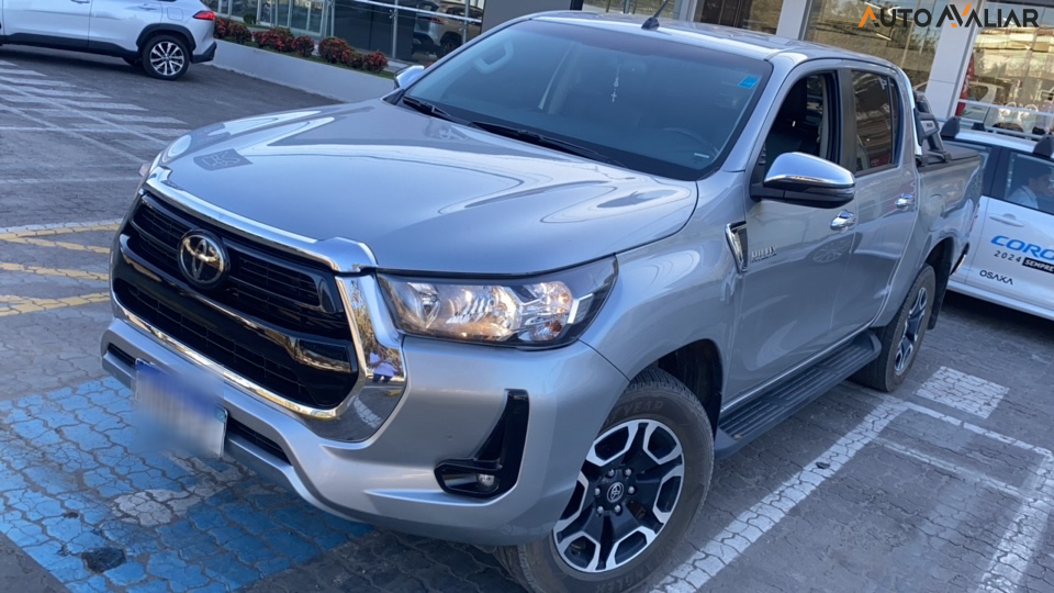 TOYOTA HILUX 2.8 D-4D TURBO DIESEL CD SRV 4X4 AUTOMÁTICO