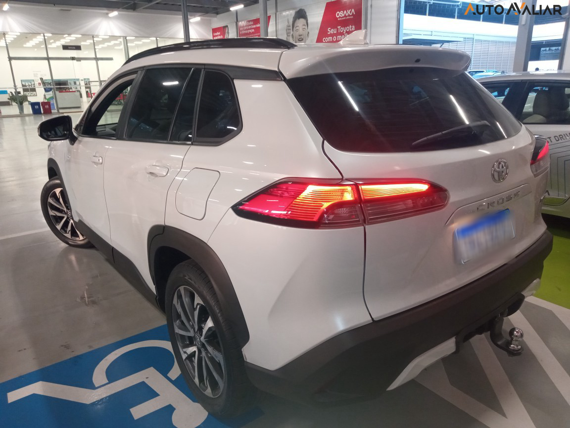 TOYOTA COROLLA CROSS 2.0 VVT-IE FLEX XRE DIRECT SHIFT