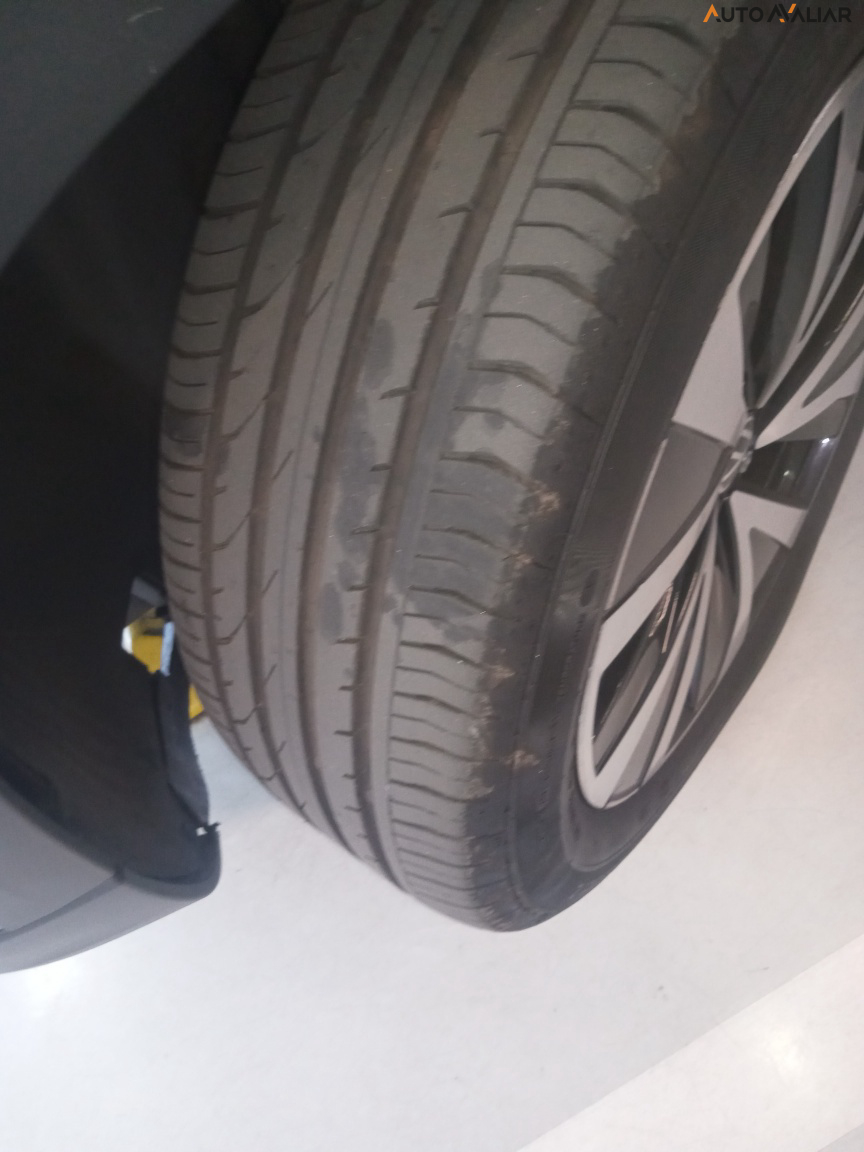 VOLKSWAGEN TAOS 1.4 250 TSI TOTAL FLEX HIGHLINE AUTOMÁTICO