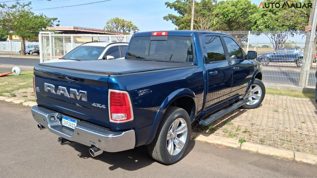 RAM CLASSIC 5.7 V8 GASOLINA LARAMIE CD 4X4 AUTOMATICO