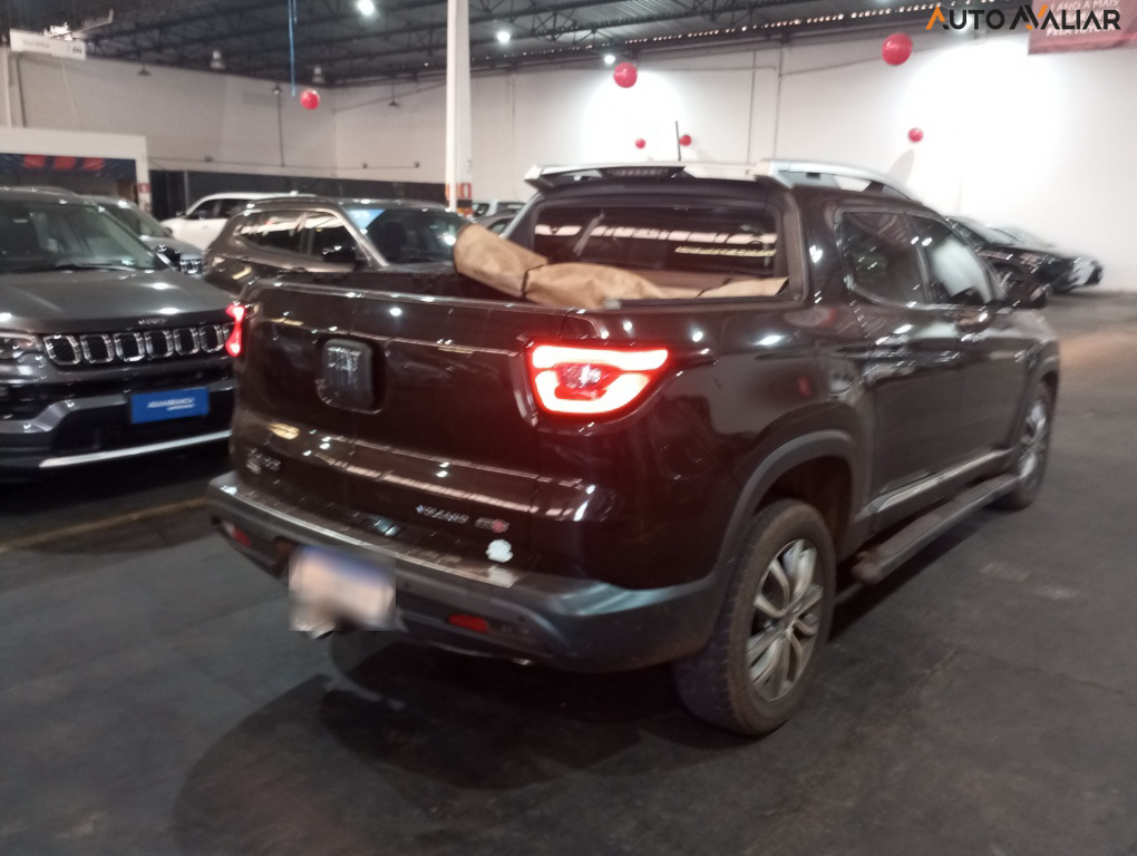 FIAT TORO 2.0 16V TURBO DIESEL VOLCANO 4WD AT9