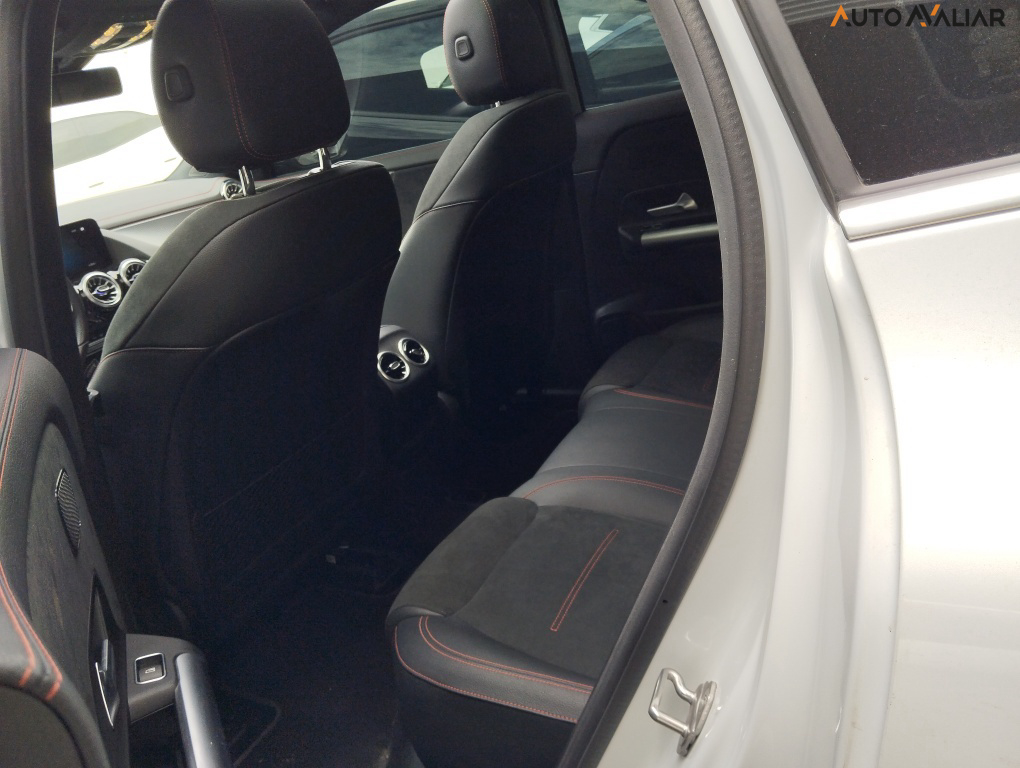 MERCEDES-BENZ EQA 250 (ELÉTRICO)
