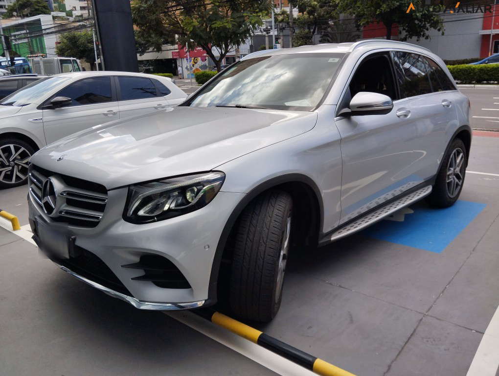 MERCEDES-BENZ GLC 250 2.0 CGI GASOLINA HIGHWAY 4MATIC 9G-TRONIC