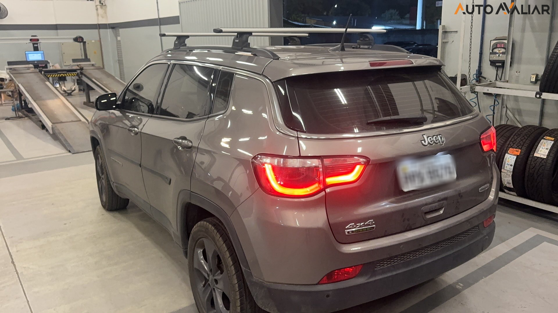 JEEP COMPASS 2.0 16V DIESEL LONGITUDE 4X4 AUTOMATICO