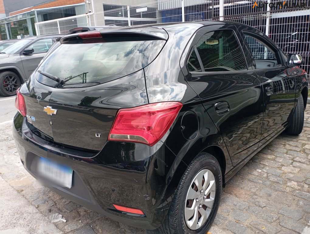 CHEVROLET ONIX 1.0 MPFI LT 8V FLEX 4P MANUAL