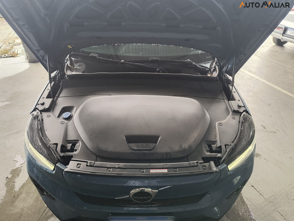VOLVO XC40 P6 RECHARGE ELECTRIC PLUS AWD