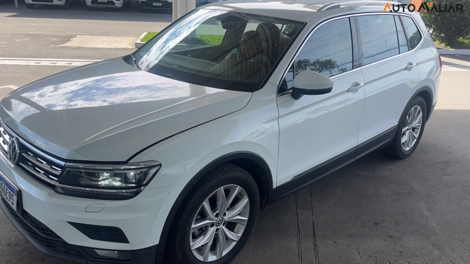 VOLKSWAGEN TIGUAN 1.4 250 TSI TOTAL FLEX ALLSPACE COMFORTLINE TIPTRONIC