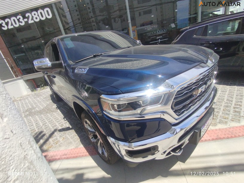 RAM 1500 5.7 V8 GASOLINA LIMITED NIGHT EDITION CD 4X4 AUTOMÁTICO
