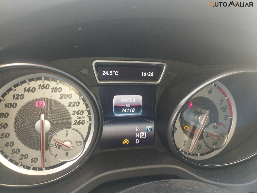 MERCEDES-BENZ GLA 200 1.6 CGI ADVANCE 16V TURBO FLEX 4P AUTOMATICO
