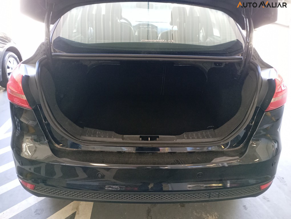 FORD FOCUS 2.0 TITANIUM 16V FLEX 4P POWERSHIFT