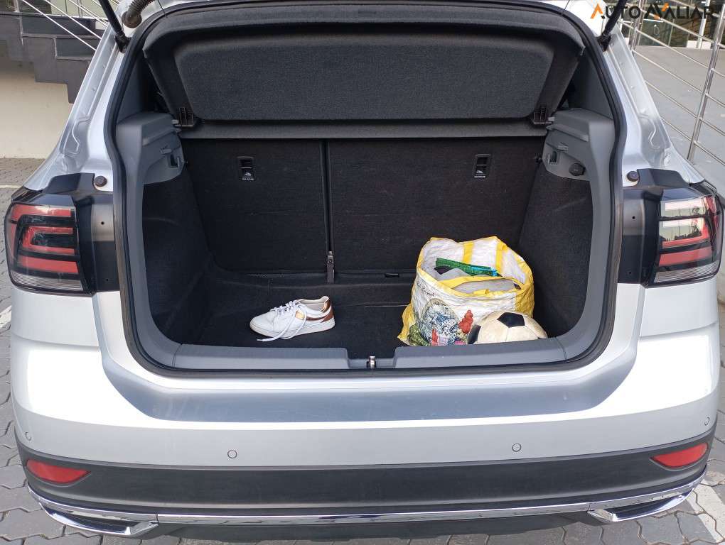 VOLKSWAGEN T-CROSS 1.0 200 TSI TOTAL FLEX AUTOMÁTICO