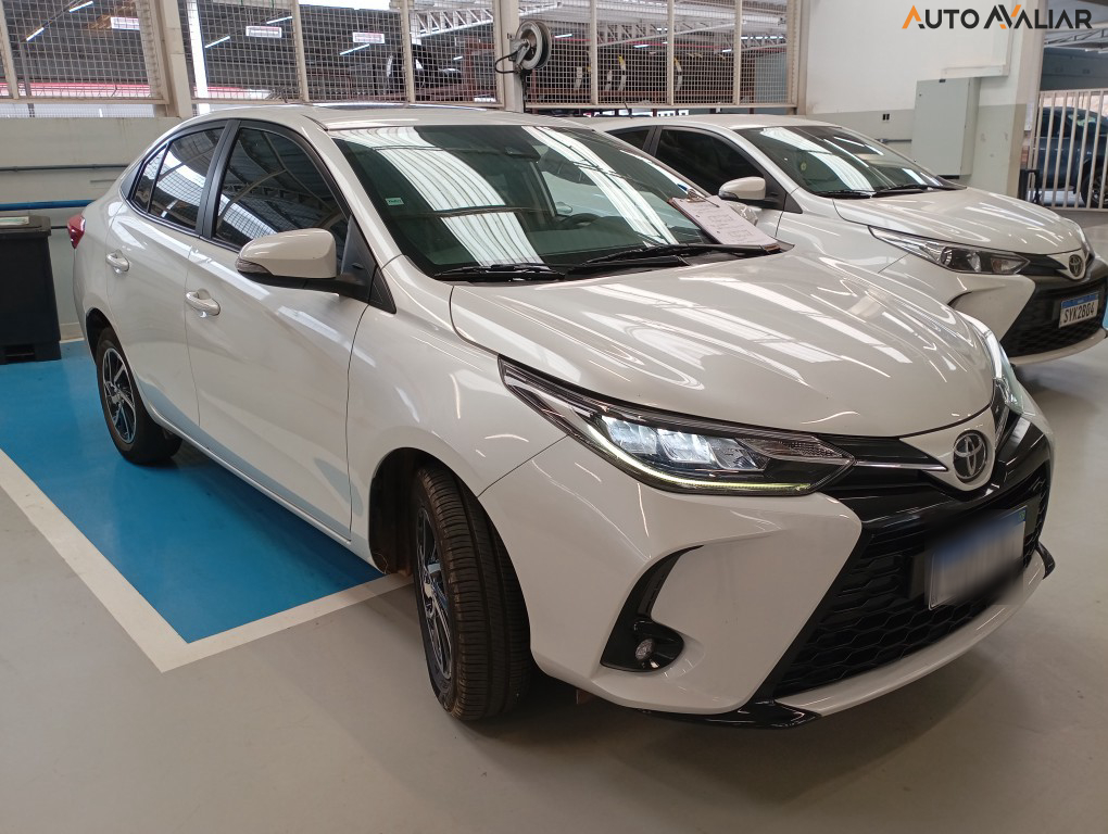 TOYOTA YARIS SA XLS 15