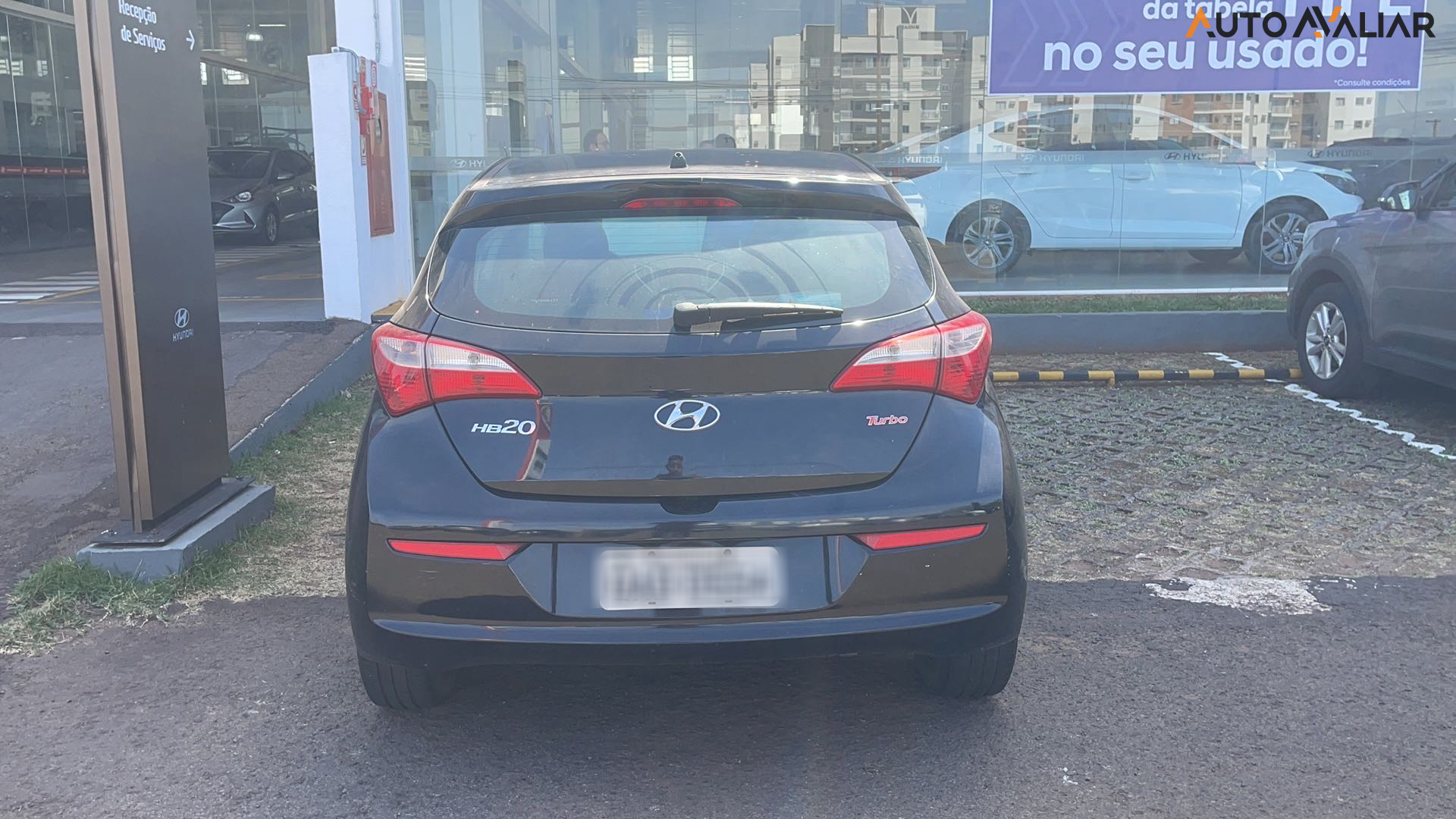 HYUNDAI HB20 1.0 COMFORT PLUS 12V TURBO FLEX 4P MANUAL