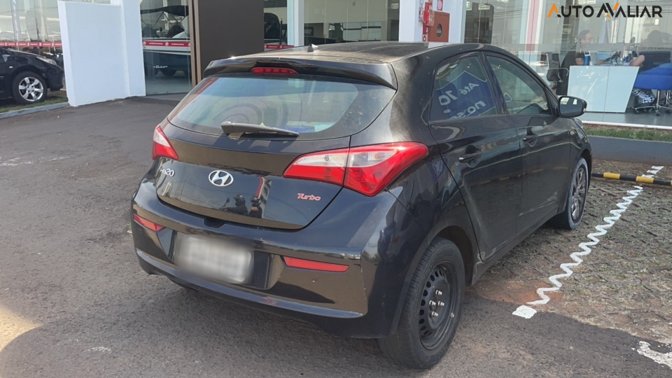 HYUNDAI HB20 1.0 COMFORT PLUS 12V TURBO FLEX 4P MANUAL