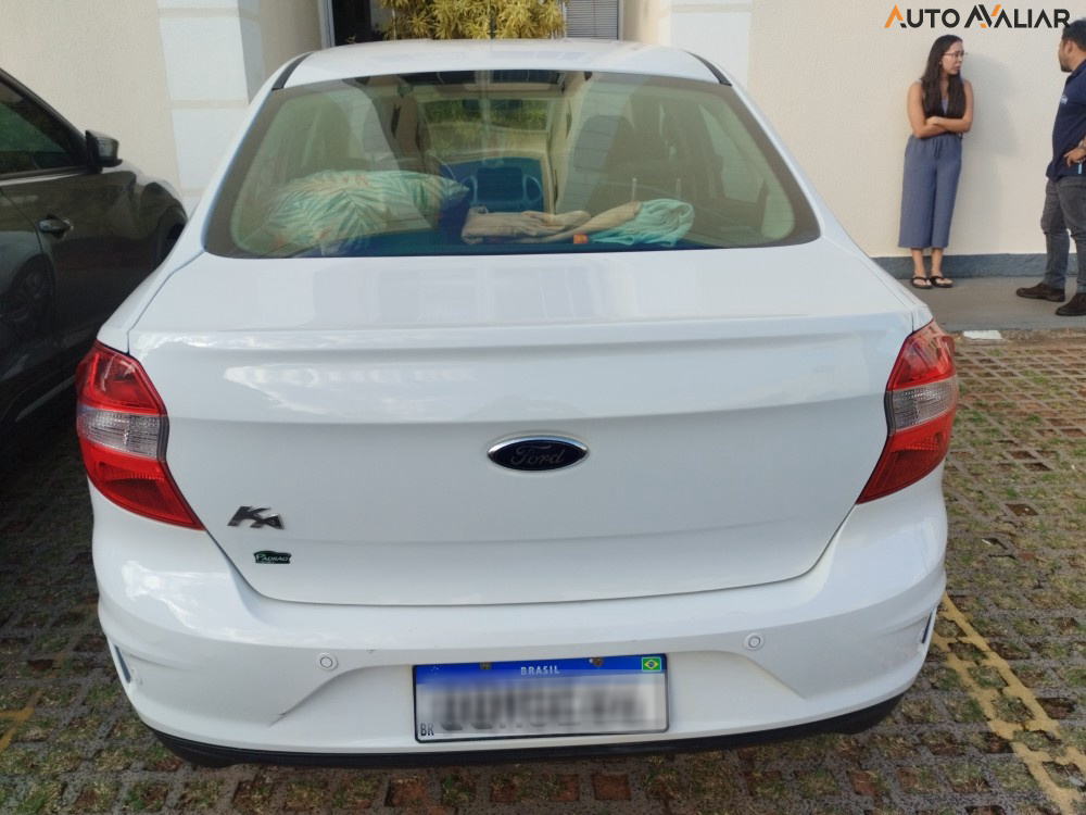 FORD KA 1.5 TI-VCT FLEX SE SEDAN AUTOMATICO