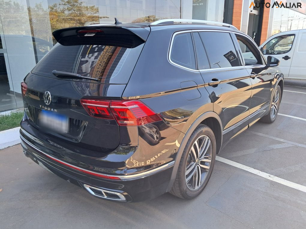 VOLKSWAGEN TIGUAN 2.0 300 TSI GASOLINA ALLSPACE R-LINE AUTOMÁTICO