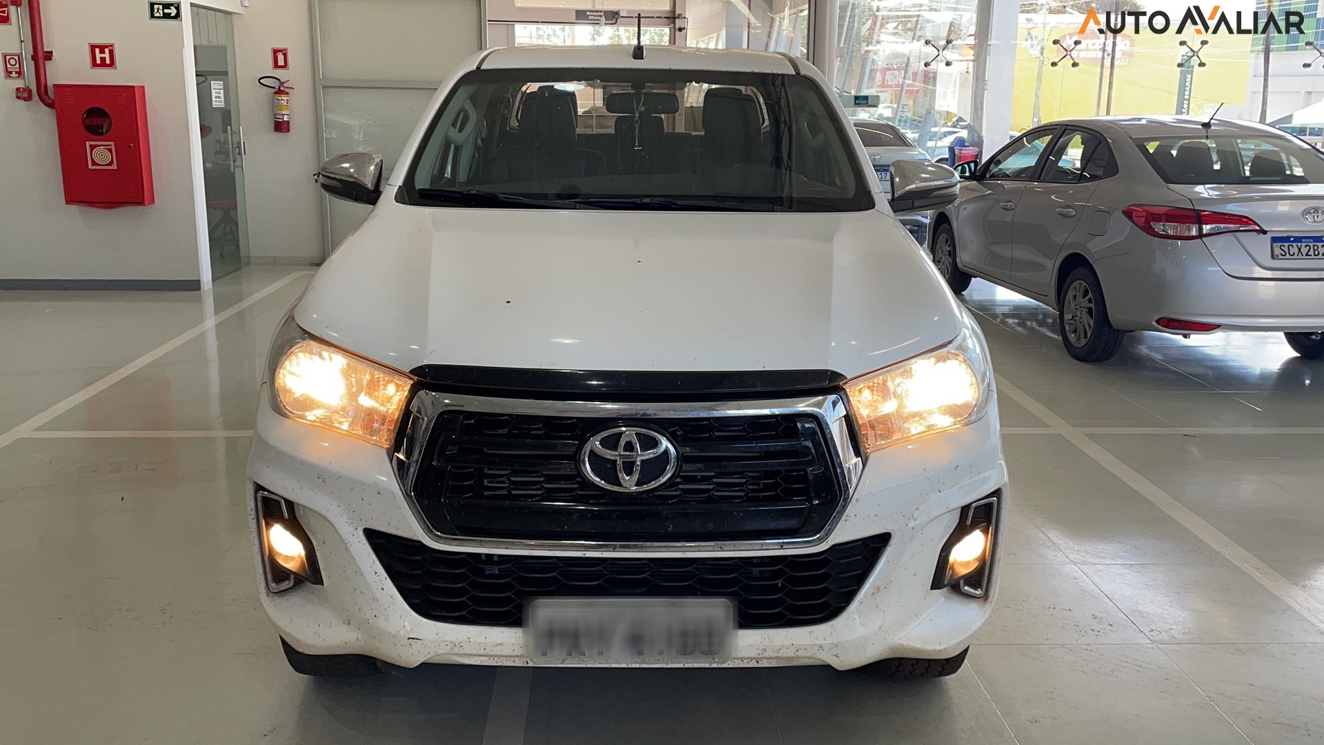 TOYOTA HILUX 2.8  TURBO DIESEL CD SRV 4X4 AUTOMÁTICO