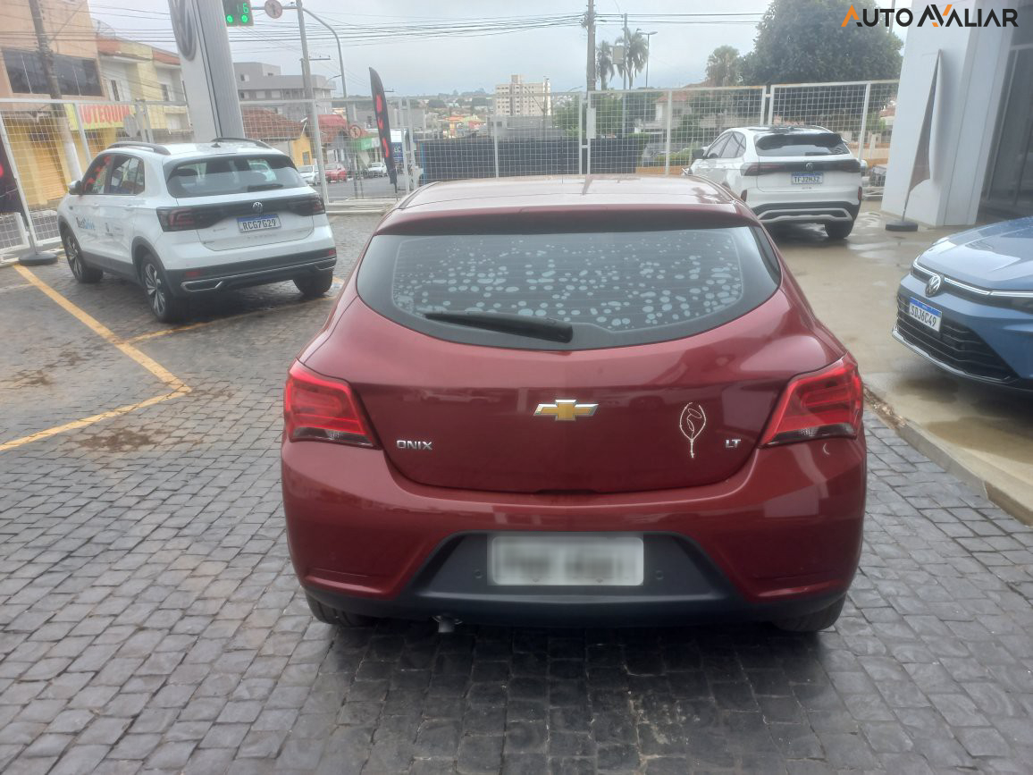 CHEVROLET ONIX 1.0 MPFI LT 8V FLEX 4P MANUAL