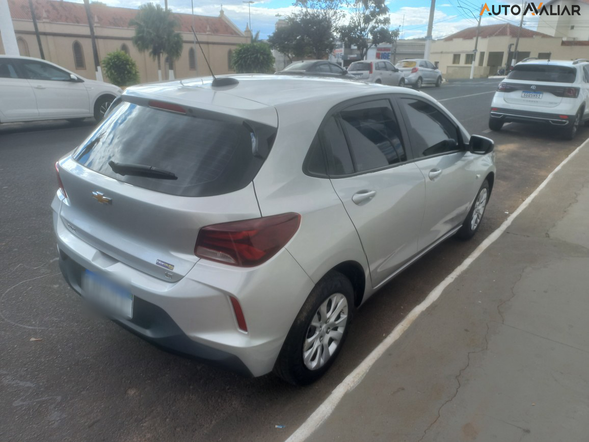 CHEVROLET ONIX 1.0 FLEX LT MANUAL