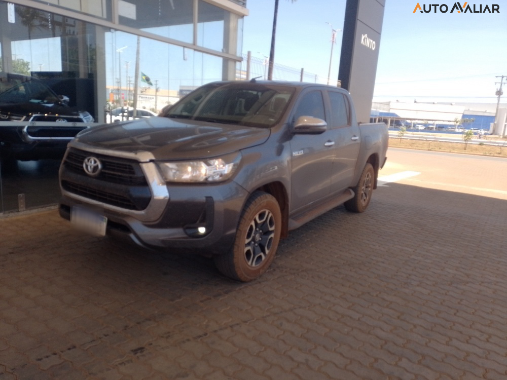 TOYOTA HILUX 2.8 D-4D TURBO DIESEL CD SRV 4X4 AUTOMÁTICO