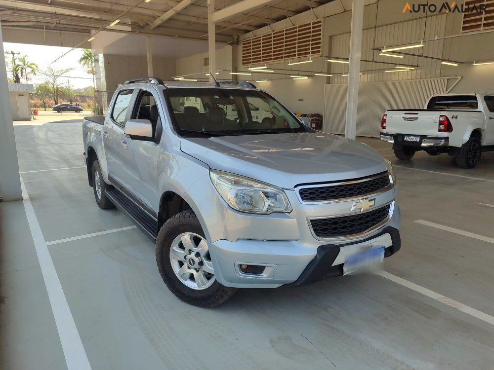 CHEVROLET S10 2.8 LT 4X4 CD 16V TURBO DIESEL 4P AUTOMATICO