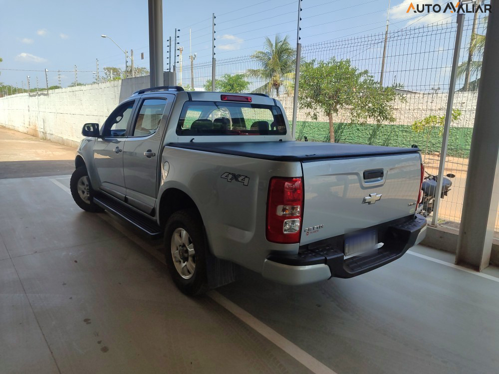 CHEVROLET S10 2.8 LT 4X4 CD 16V TURBO DIESEL 4P AUTOMATICO