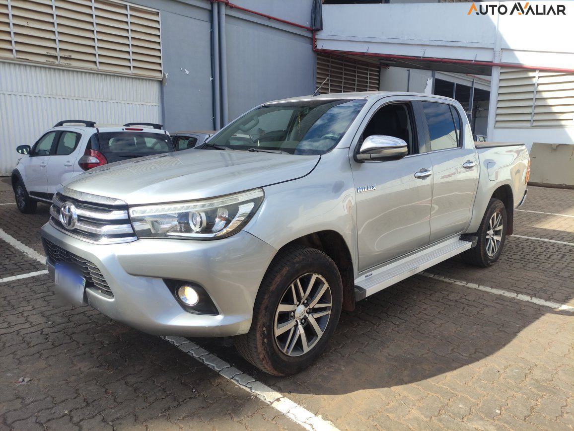 TOYOTA HILUX 2.8 SRX 4X4 CD 16V DIESEL 4P AUTOMATICO