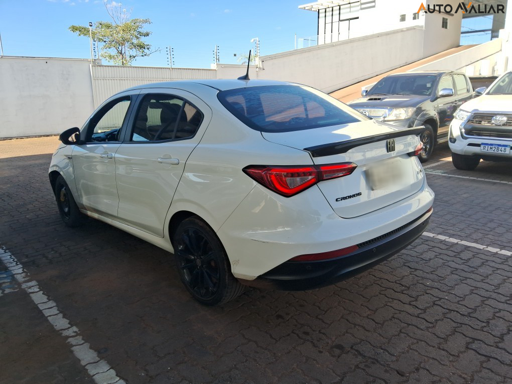 FIAT CRONOS 1.8 E.TORQ FLEX HGT AT6
