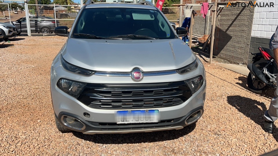 FIAT TORO 2.0 16V TURBO DIESEL VOLCANO 4WD AT9